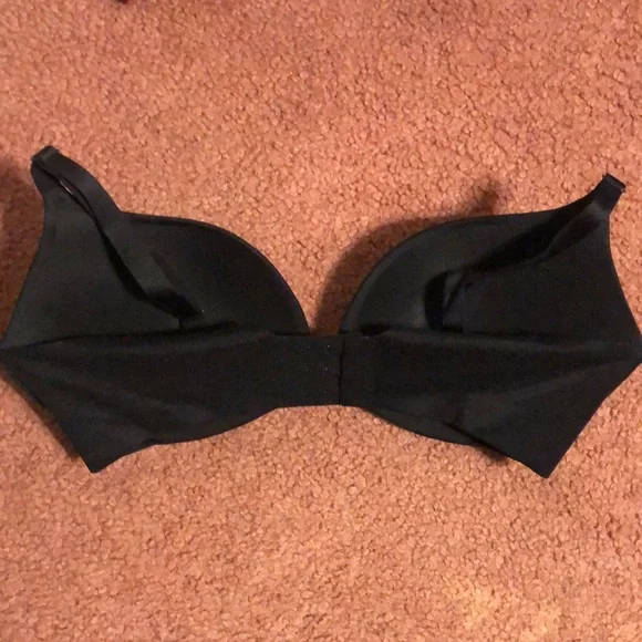 Victoria Secret Plunge Bra